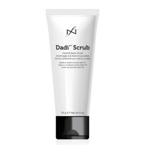 FAMOUS NAMES Dadi Scrub | 311 g